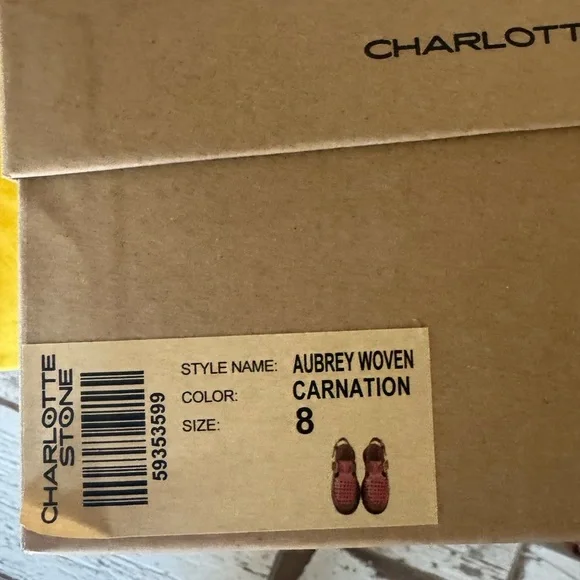 CHARLOTTE STONE “Aubrey woven” in carnation! Comes w/ FREE C.S. tote&duster bags